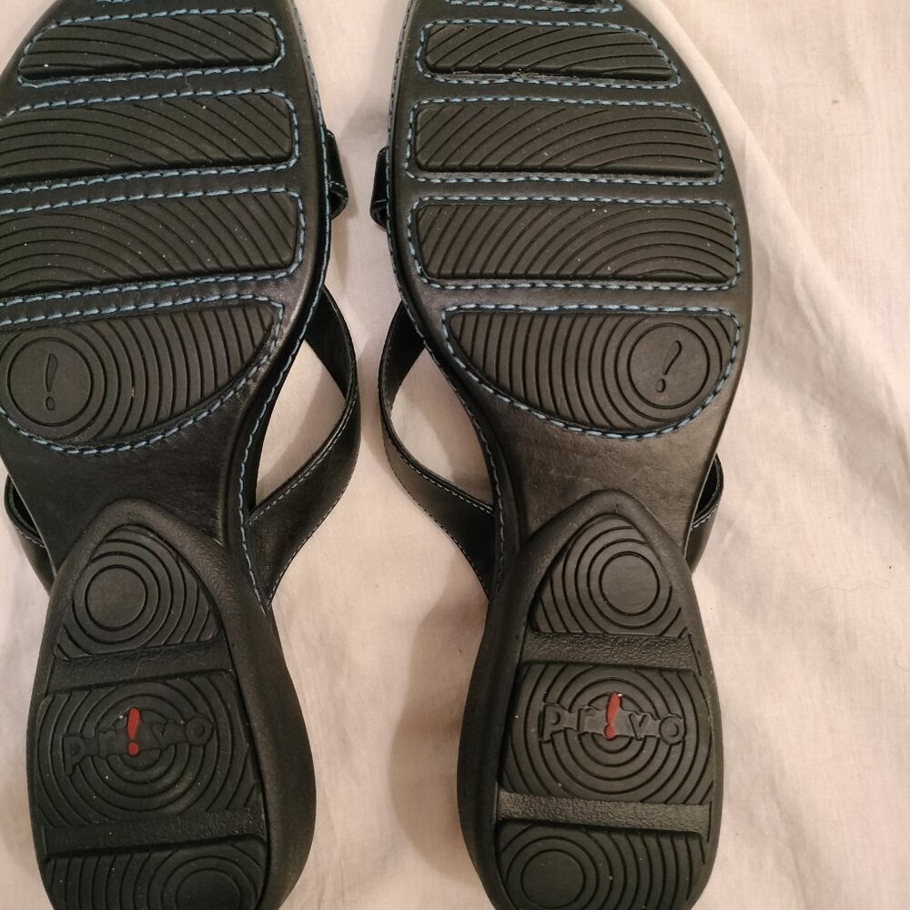 Privo by Clarks Black Leather Thong Sandals/Slides - Picture 7 of 9